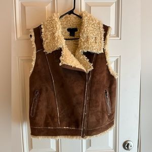 Steve Madden Faux Suede Women’s vest with Faux Fur Lining.